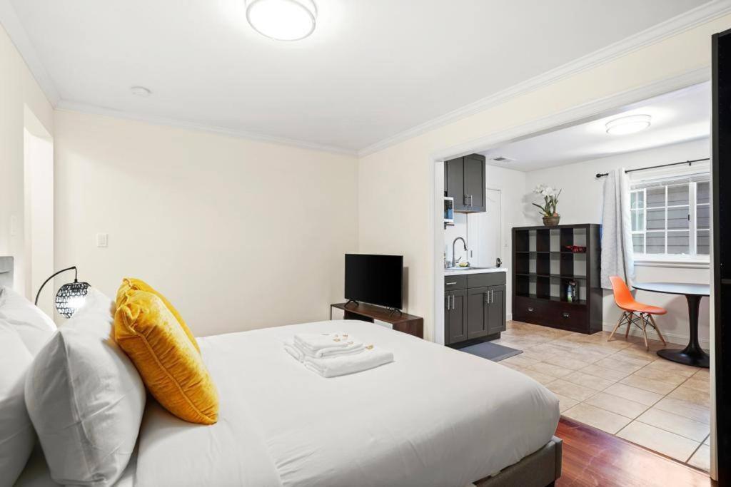 Lovely Relaxing Private Studio Near Westlake Дейли-Сити Экстерьер фото